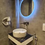 Diol Hotel 4*